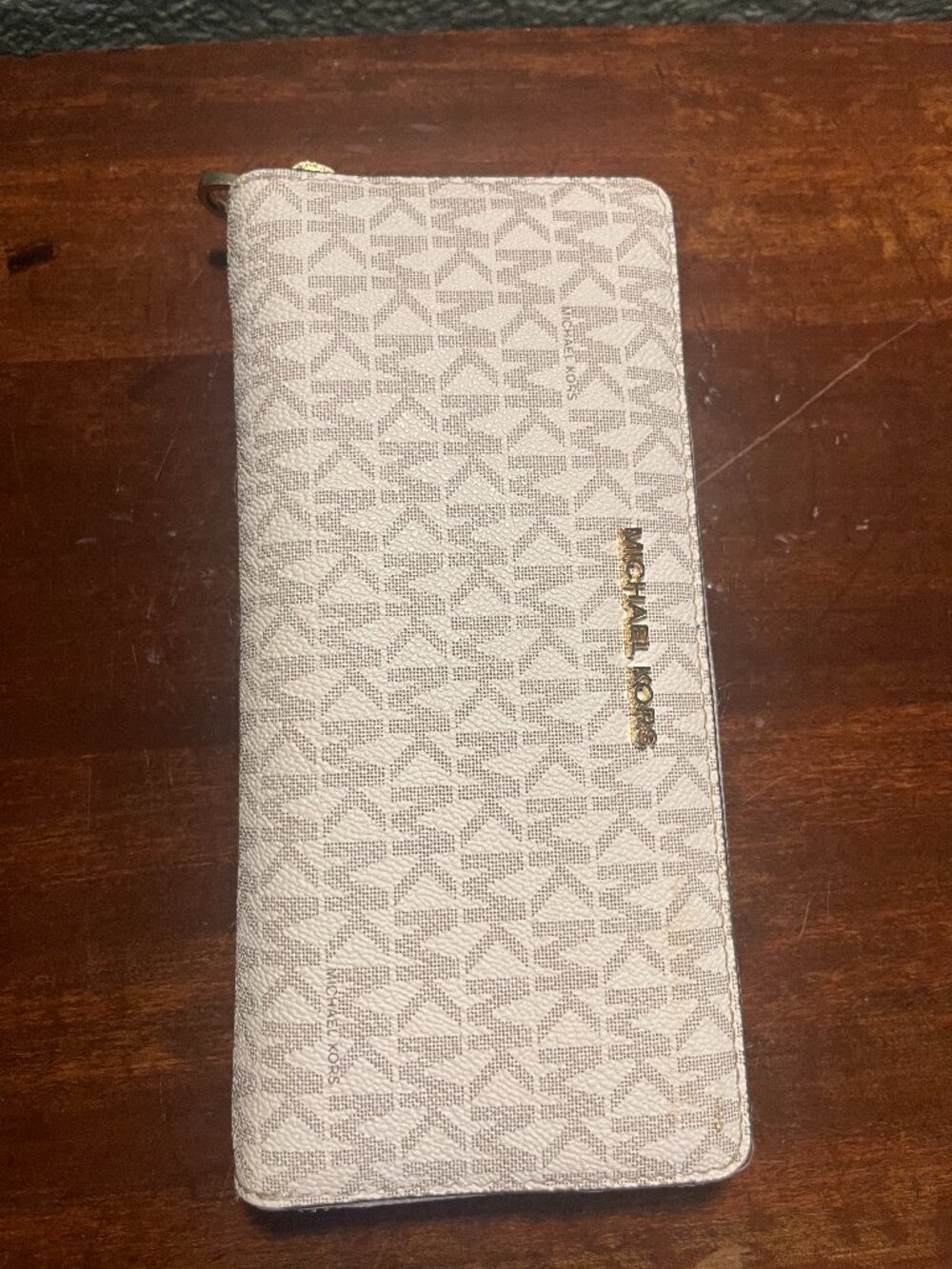 Signature Logo Michael Kors Wallet